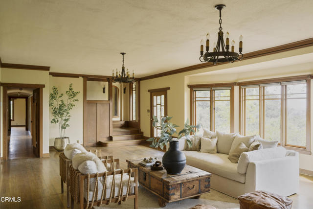 402 Lynn Drive, Ventura CA: https://media.crmls.org/mediaz/dc71c1c3-cadc-4e4b-aea7-c4675d4b5ab1.jpg