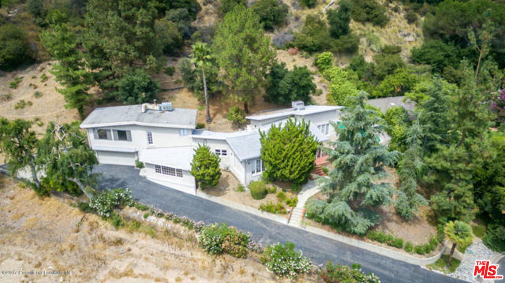 5249 Escalante Drive