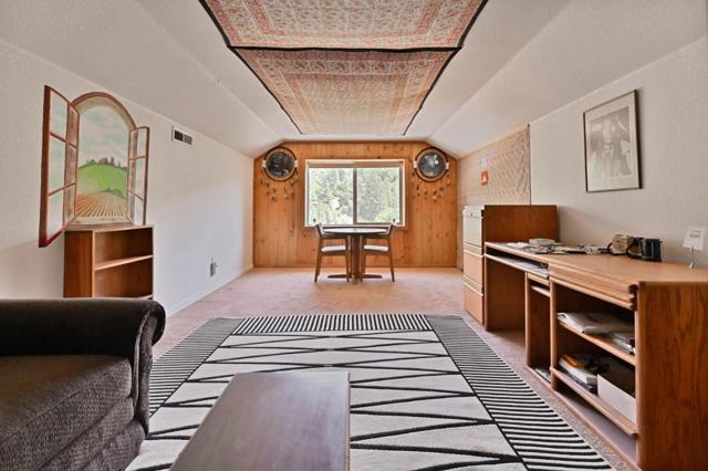 18757 Sunrise Way, Tuolumne CA: https://media.crmls.org/mediaz/dc734349-c755-4302-ac0f-1a72a361b8c4.jpg