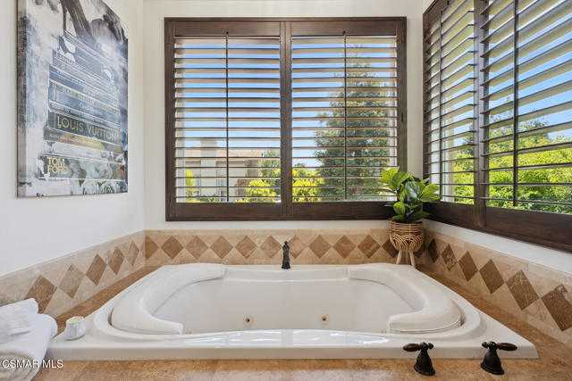 684 Noble Road, Simi Valley CA: https://media.crmls.org/mediaz/dc7463df-4dd0-4efb-8dc5-9b350e421bb6.jpg