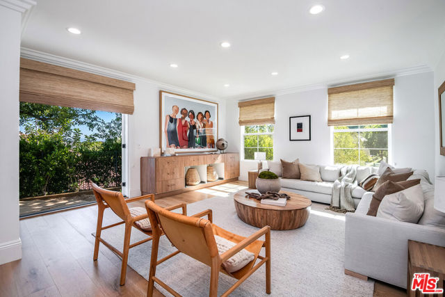 Image 12 of 45 For 24049 Chestnut Way