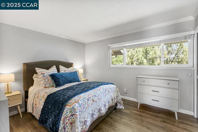 2302 Royal Oaks Dr, Alamo CA: https://media.crmls.org/mediaz/dc74b74e-558b-4c53-bb39-33532b582af4.jpg
