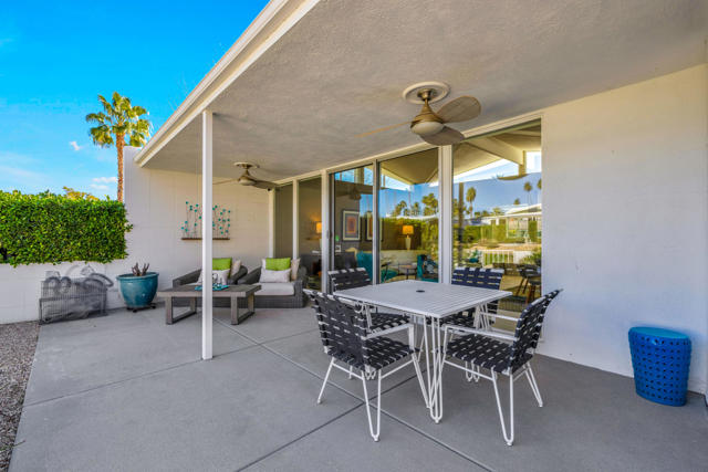 246 E Avenida Granada, Palm Springs, CA 92264