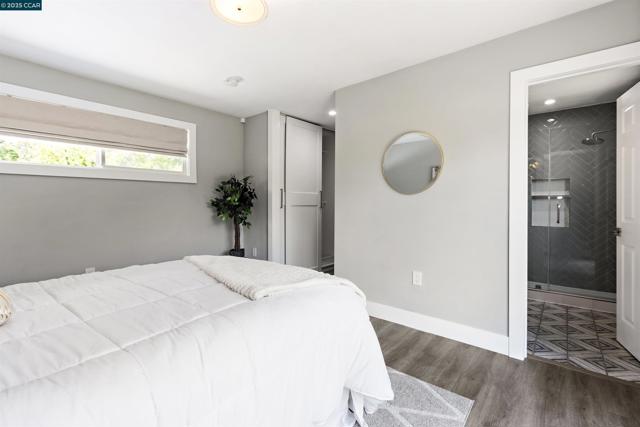 225 Babette Ct, Pleasant Hill CA: https://media.crmls.org/mediaz/dc75a404-1495-45a9-83d9-7cea4d3dc546.jpg