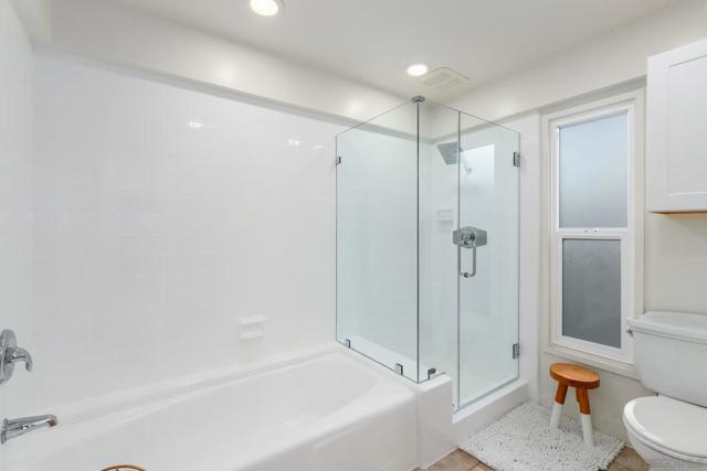 16936 Via de Santa Fe, Rancho Santa Fe CA: https://media.crmls.org/mediaz/dc76bd47-ef73-495b-8dd2-88dc46a69258.jpg
