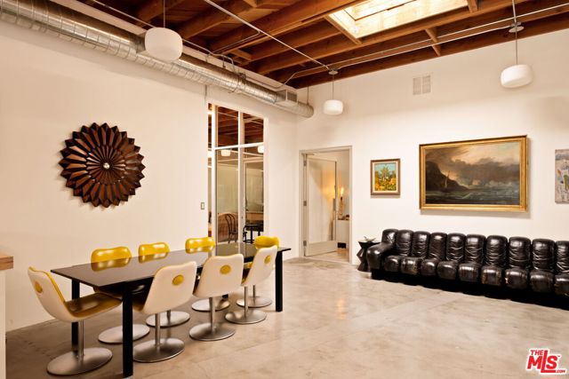  Commercial for Sale in Los Angeles, California