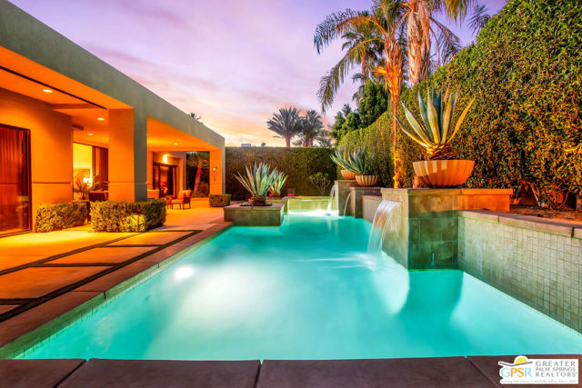 39700 Keenan Drive, Rancho Mirage CA: https://media.crmls.org/mediaz/dc77f0b3-6afa-43a2-842c-9002073e5b2d.jpg