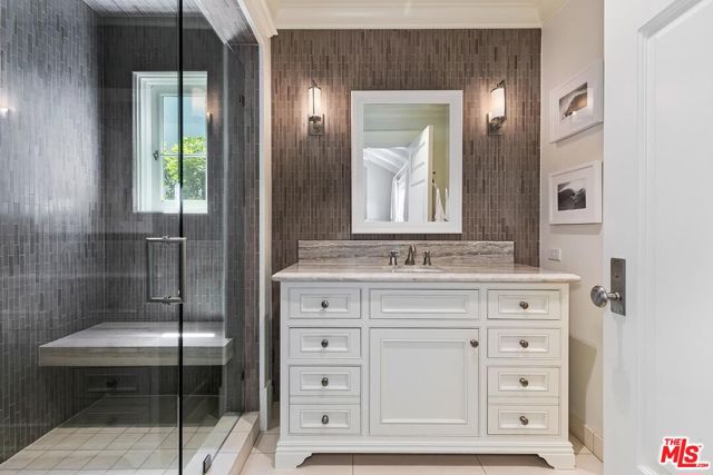 119 Malibu Colony Road, Malibu CA: https://media.crmls.org/mediaz/dc78472c-0662-410a-aaaa-08be04c1cd62.jpg