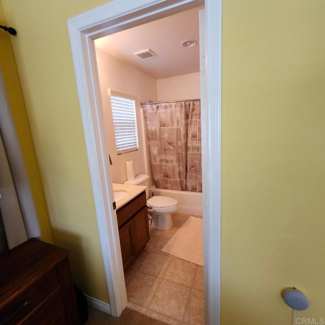 874 Via La Venta, San Marcos CA: https://media.crmls.org/mediaz/dc791cc5-de7e-42b1-a36a-83b409181392.jpg