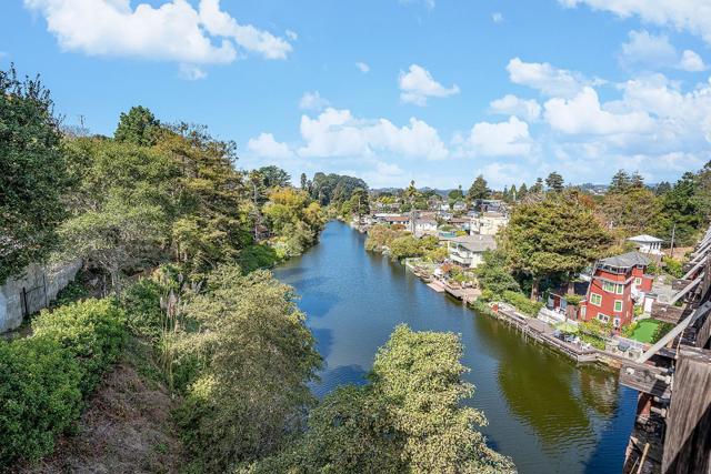219 San Jose Avenue, Capitola CA: https://media.crmls.org/mediaz/dc7984f5-caa2-4c8a-bae2-f57c642058b5.jpg