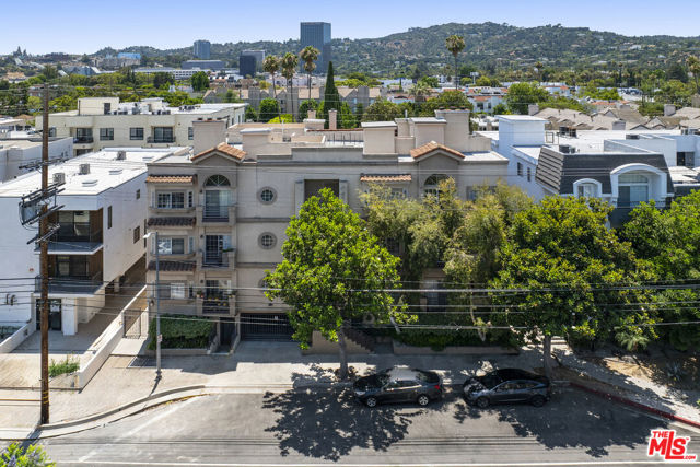 10630 Moorpark Street, North Hollywood CA: https://media.crmls.org/mediaz/dc7acb23-e468-45cd-9865-7c93c01bc74a.jpg