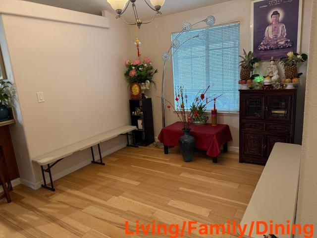 710 Spindrift, San Jose CA: https://media.crmls.org/mediaz/dc7c6ddc-9608-48b8-944a-e9dda0710c47.jpg
