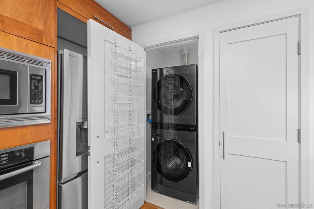 700 E Street - photo 16
