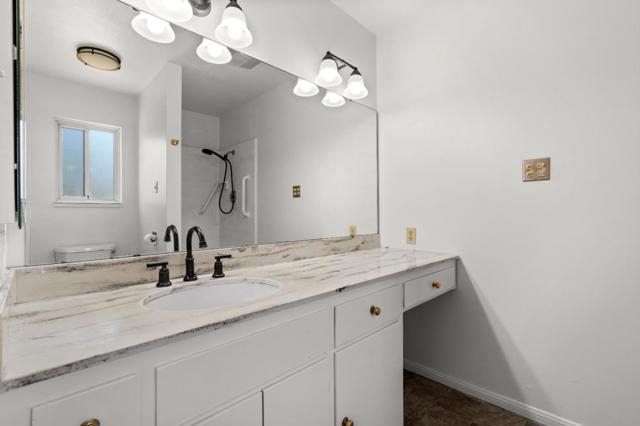 190 W Mckenzie Avenue, Stockton CA: https://media.crmls.org/mediaz/dc7cc045-b88b-4769-91e6-e8adaa45f3b8.jpg