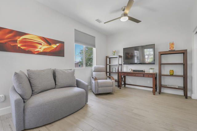 41399 Manchester Street, Indio CA: https://media.crmls.org/mediaz/dc7cca02-1397-4fd4-aecc-57ee6e2d9b25.jpg