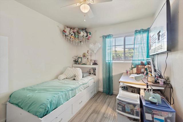 519 Longwood Court, Hayward CA: https://media.crmls.org/mediaz/dc7d13e9-77a9-4405-add0-e1bd4fa2c91c.jpg