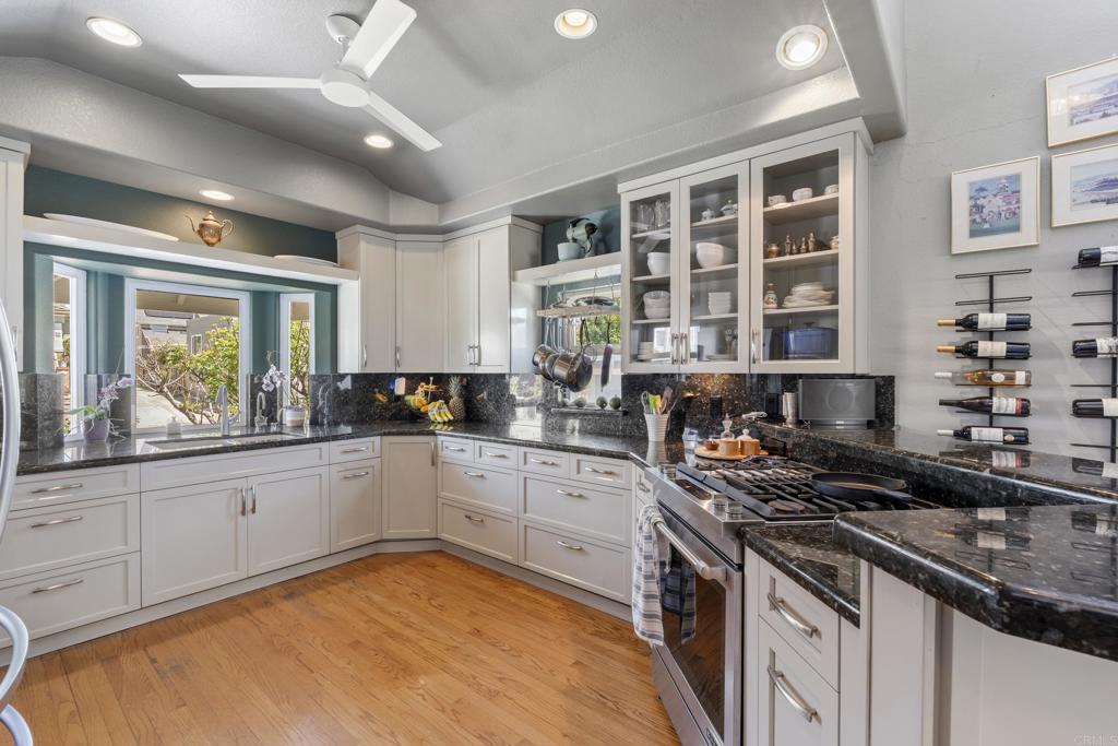 5618 Bellevue Avenue - photo 3