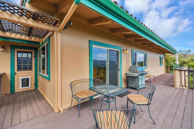 18 Asoleado Drive, Carmel Valley CA: https://media.crmls.org/mediaz/dc7d831d-3f38-4e53-8fa2-b97ca84633ff.jpg