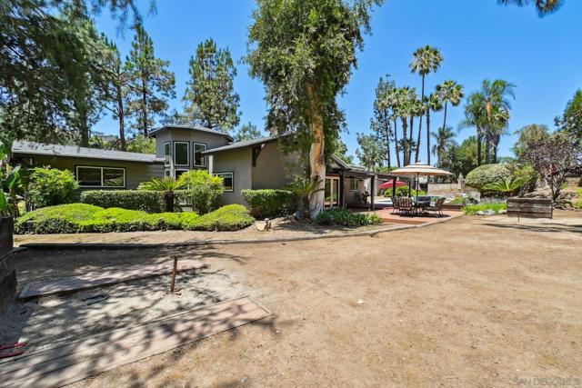 1830 Lisa Terrace, El Cajon CA: https://media.crmls.org/mediaz/dc7e48b3-1168-4c30-a8c3-28fbb542bab0.jpg