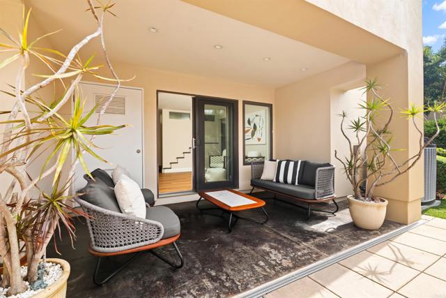 1876 Little Street, La Jolla CA: https://media.crmls.org/mediaz/dc7e81da-99fb-4dcb-a2a0-2e15a954a6c6.jpg
