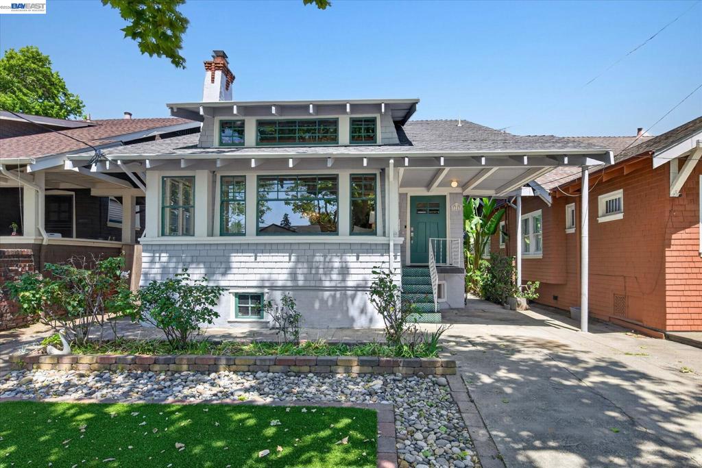 3103 Central Ave