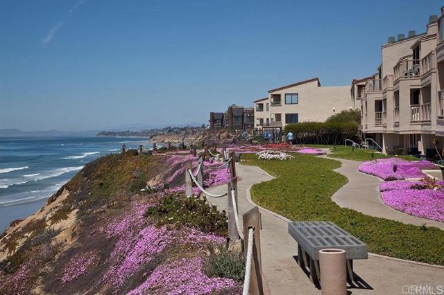 Detail Gallery Image 2 of 30 For 527 S Sierra Ave #185,  Solana Beach,  CA 92075 - 2 Beds | 2/1 Baths