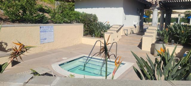 10878 Caminito Colorado, San Diego CA: https://media.crmls.org/mediaz/dc7f2d2b-3197-4196-8451-f760a8e2974a.jpg