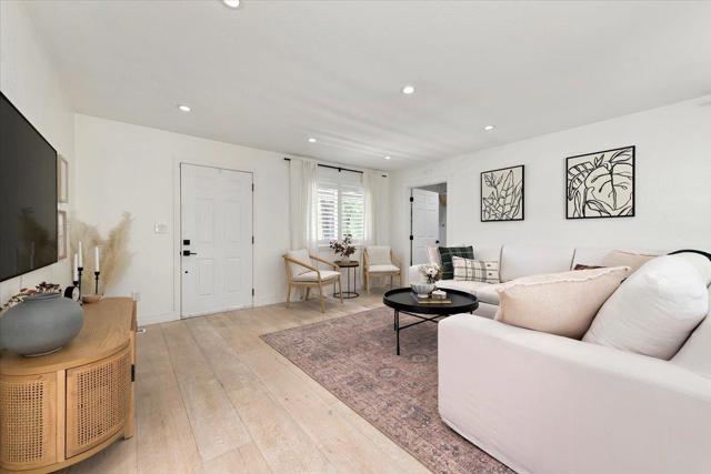 789 Canada Road, Woodside CA: https://media.crmls.org/mediaz/dc80bba1-b61a-476d-8e1e-2e7efda12dc1.jpg