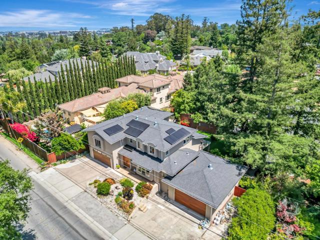 3119 Oak Knoll Drive, Redwood City CA: https://media.crmls.org/mediaz/dc81ff98-d1a9-47c5-8d29-884425ff2203.jpg