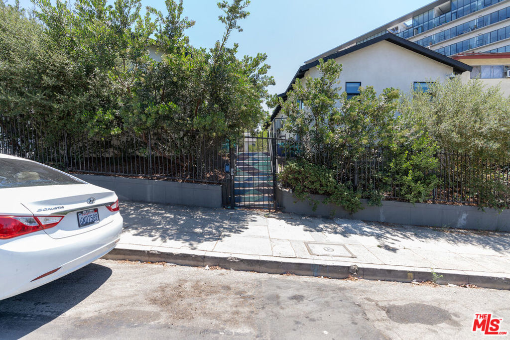 MLS #25575087 image #4