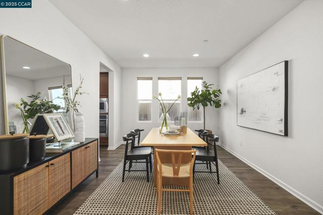 2968 Alves Ranch Rd, Pittsburg CA: https://media.crmls.org/mediaz/dc826aa4-f116-4ddb-a00f-6380fb373146.jpg