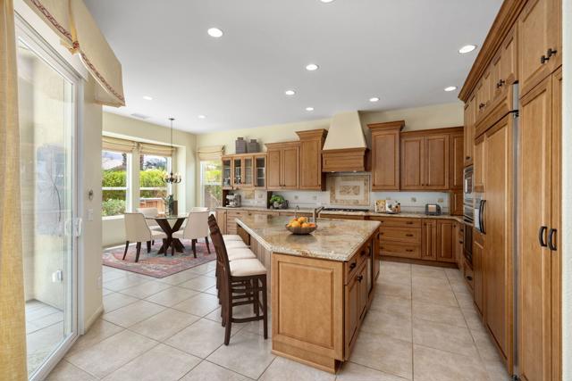 81943 Prism Drive, La Quinta CA: https://media.crmls.org/mediaz/dc83287c-cbfa-43ca-8f98-448163935fab.jpg