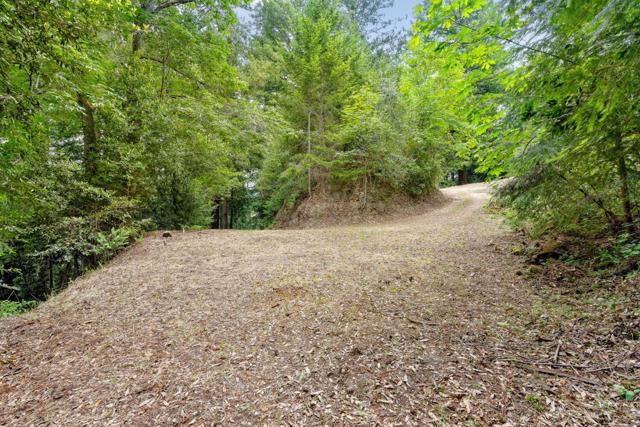 612 Nelson Road, Scotts Valley CA: https://media.crmls.org/mediaz/dc83f01b-fb4a-4af9-bb4e-d3528a5e296e.jpg