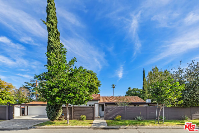 7340 Farralone Avenue photo 3