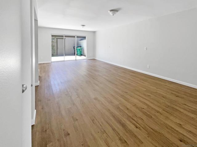 11476 Matinal Cir, San Diego CA: https://media.crmls.org/mediaz/dc84f420-f3c4-488b-b3c0-3aac47bcb8e9.jpg