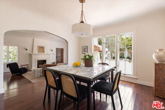 8009 Clinton Street, Los Angeles CA: https://media.crmls.org/mediaz/dc8554b5-a8b0-4c19-9a0d-1ec94038b6e7.jpg