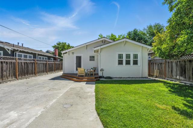 218 N 12th Street, San Jose CA: https://media.crmls.org/mediaz/dc863c74-b5c2-4a13-a933-c3b3d922a037.jpg