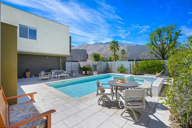 428 Chelsea Drive, Palm Springs CA: https://media.crmls.org/mediaz/dc86c21c-5d7f-42a5-9825-9115881d0b8c.jpg