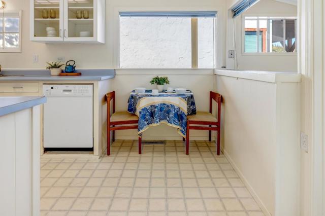 642 Cypress Street, Monterey CA: https://media.crmls.org/mediaz/dc86dec8-f10e-4aff-8177-9643741416f6.jpg