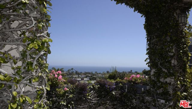 Drew Fenton | 16645 Akron Street Pacific Palisades CA | MLS: 7343190