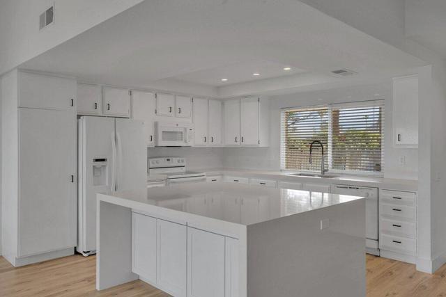 42900 Tennessee Avenue, Palm Desert, CA 92211