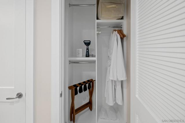 1500 Orange Ave, Coronado CA: https://media.crmls.org/mediaz/dc8938d6-f2b8-4678-a597-b55056515800.jpg