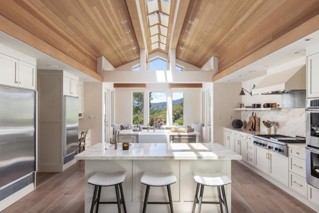5466 Quail Way, Carmel Valley CA: https://media.crmls.org/mediaz/dc8a2633-b93f-498a-8bc5-8578aa6ed754.jpg