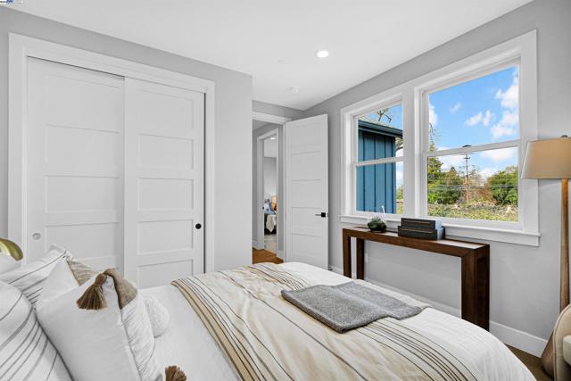 257 Haleena Place, Walnut Creek CA: https://media.crmls.org/mediaz/dc8aab5f-dcf3-4714-8101-0378cd25562e.jpg
