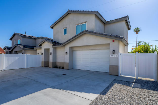 33912 Whispering Palms Trail, Cathedral City CA: https://media.crmls.org/mediaz/dc8c41d4-d1f8-4270-9543-fa4739ffd2c2.jpg