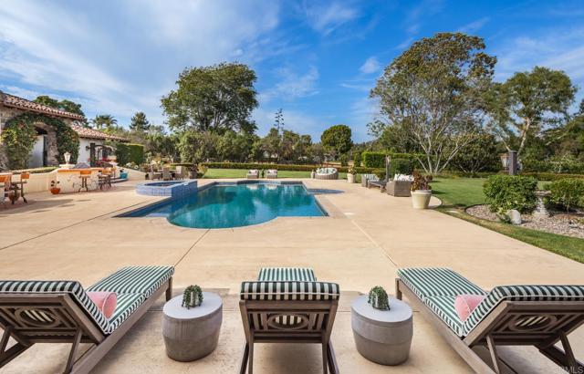 4843 La Jacaranda, Rancho Santa Fe CA: https://media.crmls.org/mediaz/dc8d4ef2-cf53-4121-83a1-041ea6949a57.jpg