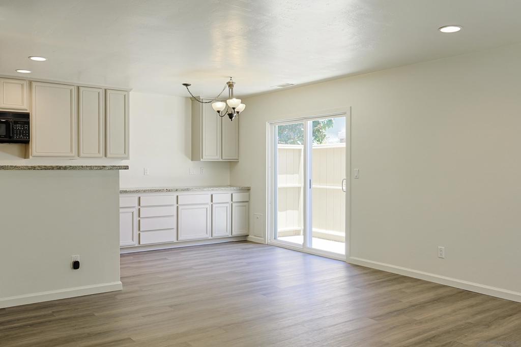 MLS #250032603SD image #8