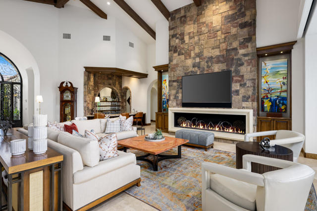 936 Andreas Canyon Drive, Palm Desert, CA 92260