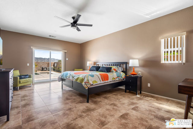 1238 Vista Sol, Palm Springs CA: https://media.crmls.org/mediaz/dc911cfa-e985-4e81-ae38-a04c057b689a.jpg