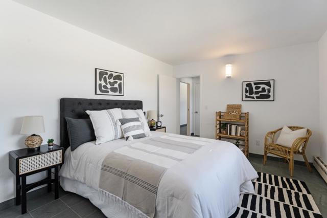 880 West Cliff Drive, Santa Cruz CA: https://media.crmls.org/mediaz/dc92637d-9ab9-44ae-9bca-c256e20fc45e.jpg